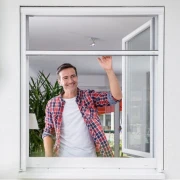 Insektenschutzrollo für Dachfenster VELUX, ROTO; FAKRO, auf Maß